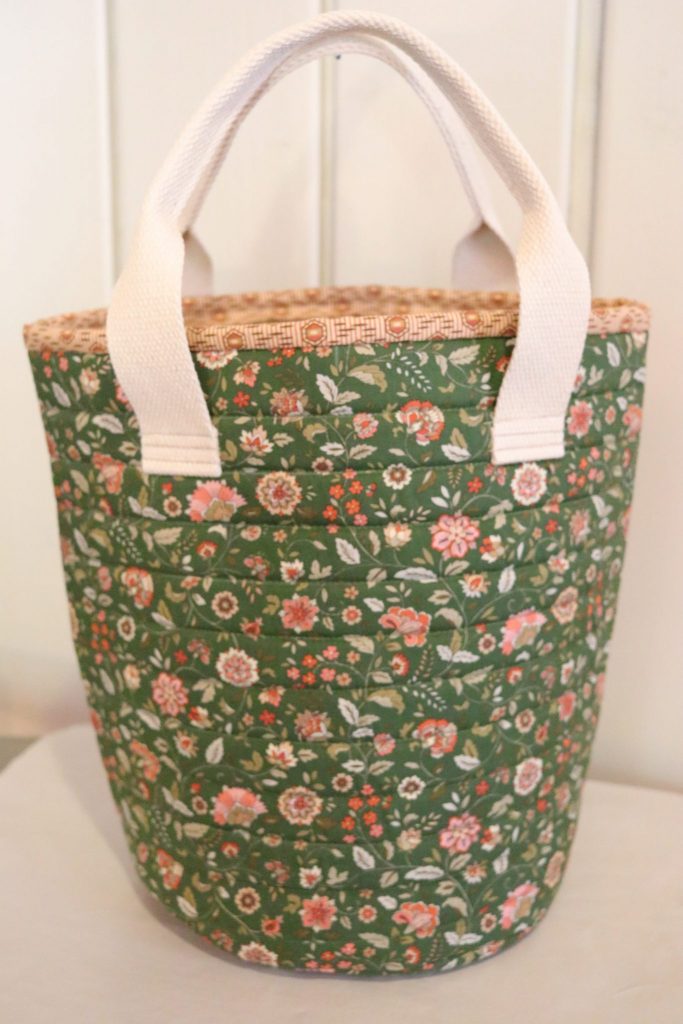 Make a shop bucket bag