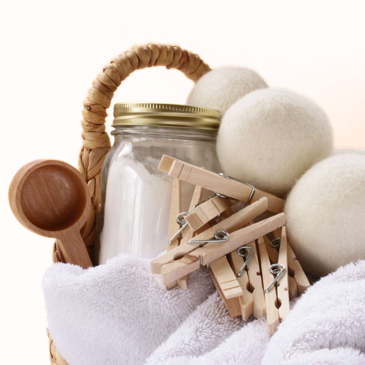 Homemade Non-Toxic Laundry Detergent with Essential Oils 