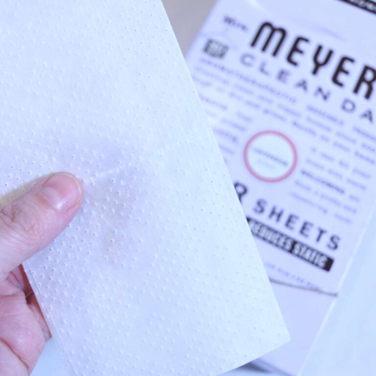 DIY NonToxic Dryer Sheets